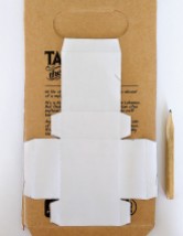 diy-cardboard-gift-box2